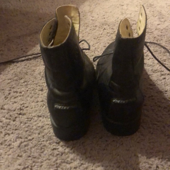 Beginner Horse Riding Boots - Picture 3 of 3